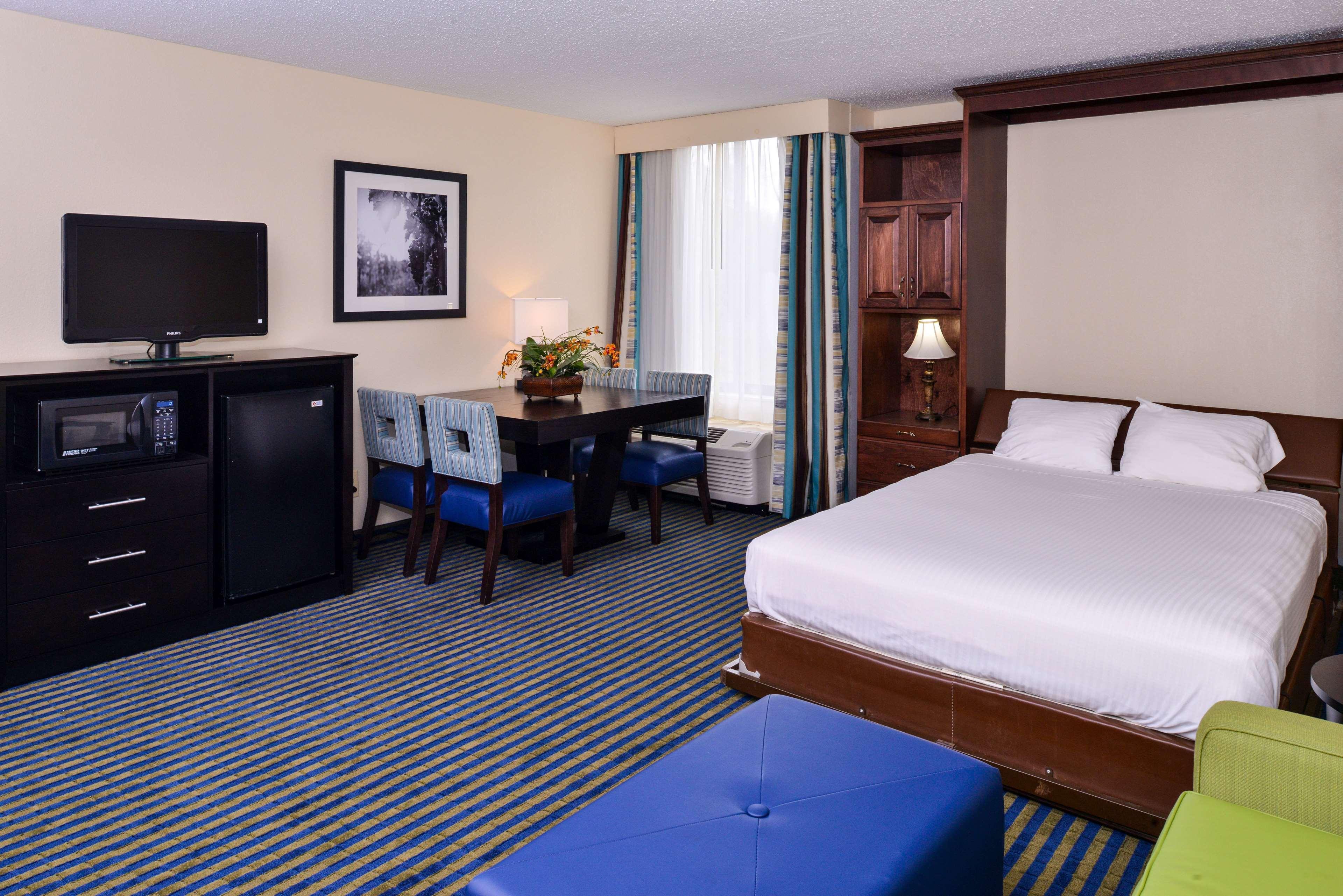 Best Western Leesburg Bagian luar foto