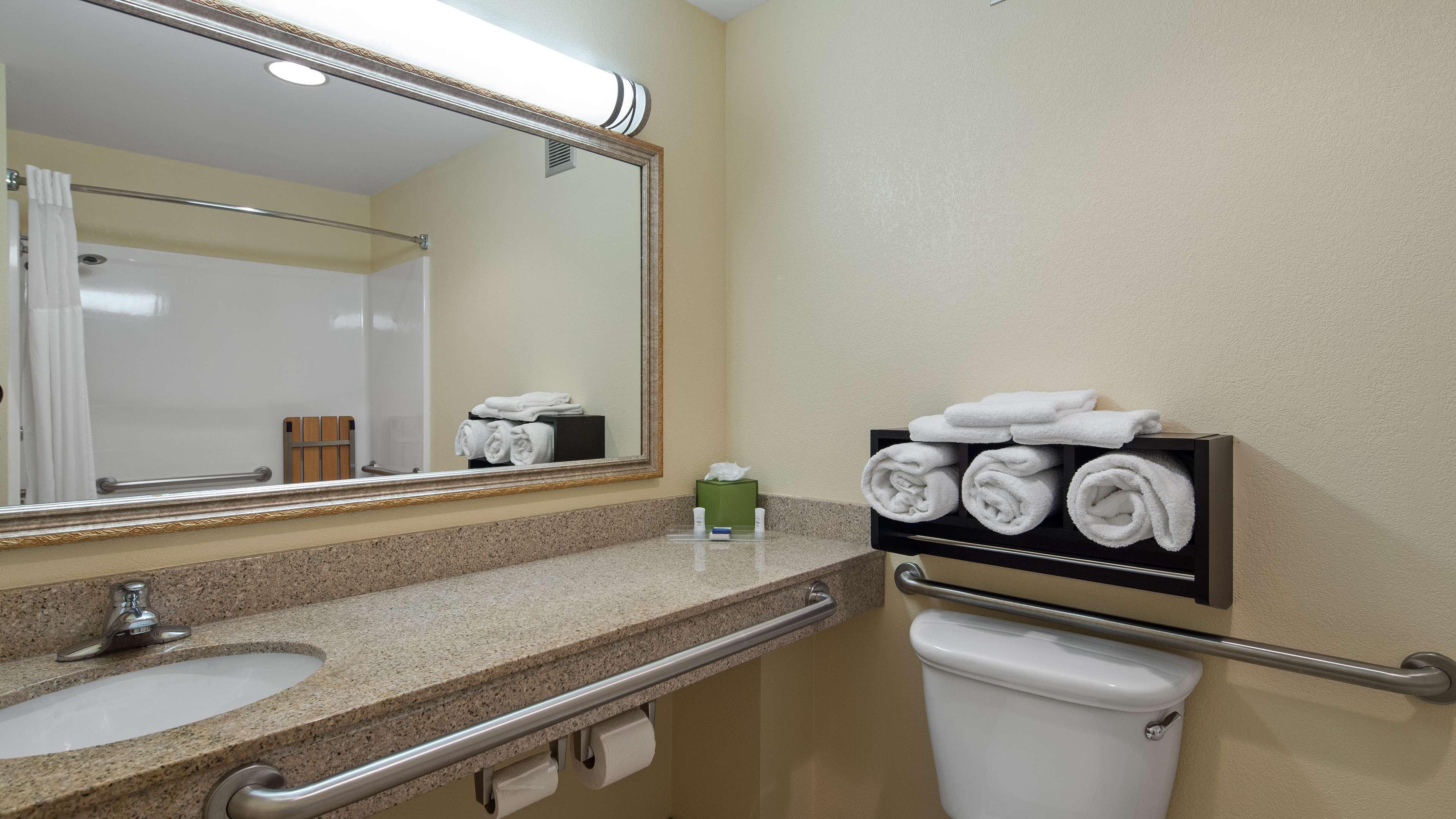 Best Western Leesburg Bagian luar foto