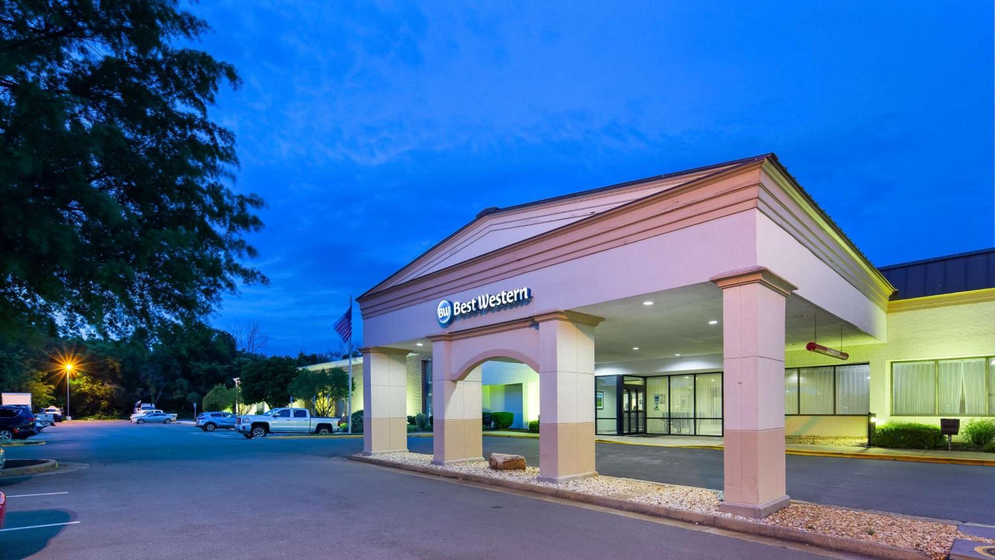 Best Western Leesburg Bagian luar foto