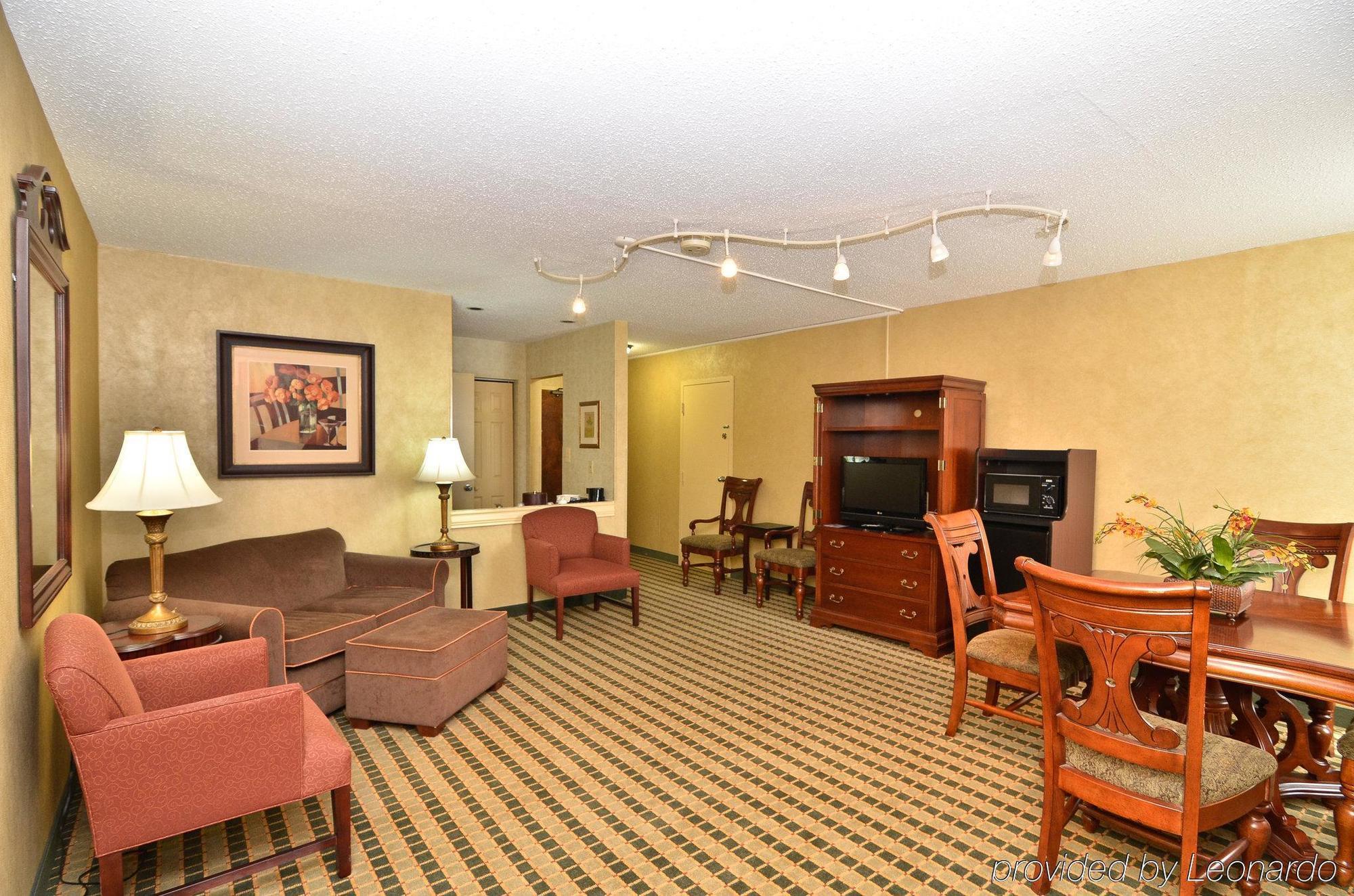 Best Western Leesburg Bagian luar foto