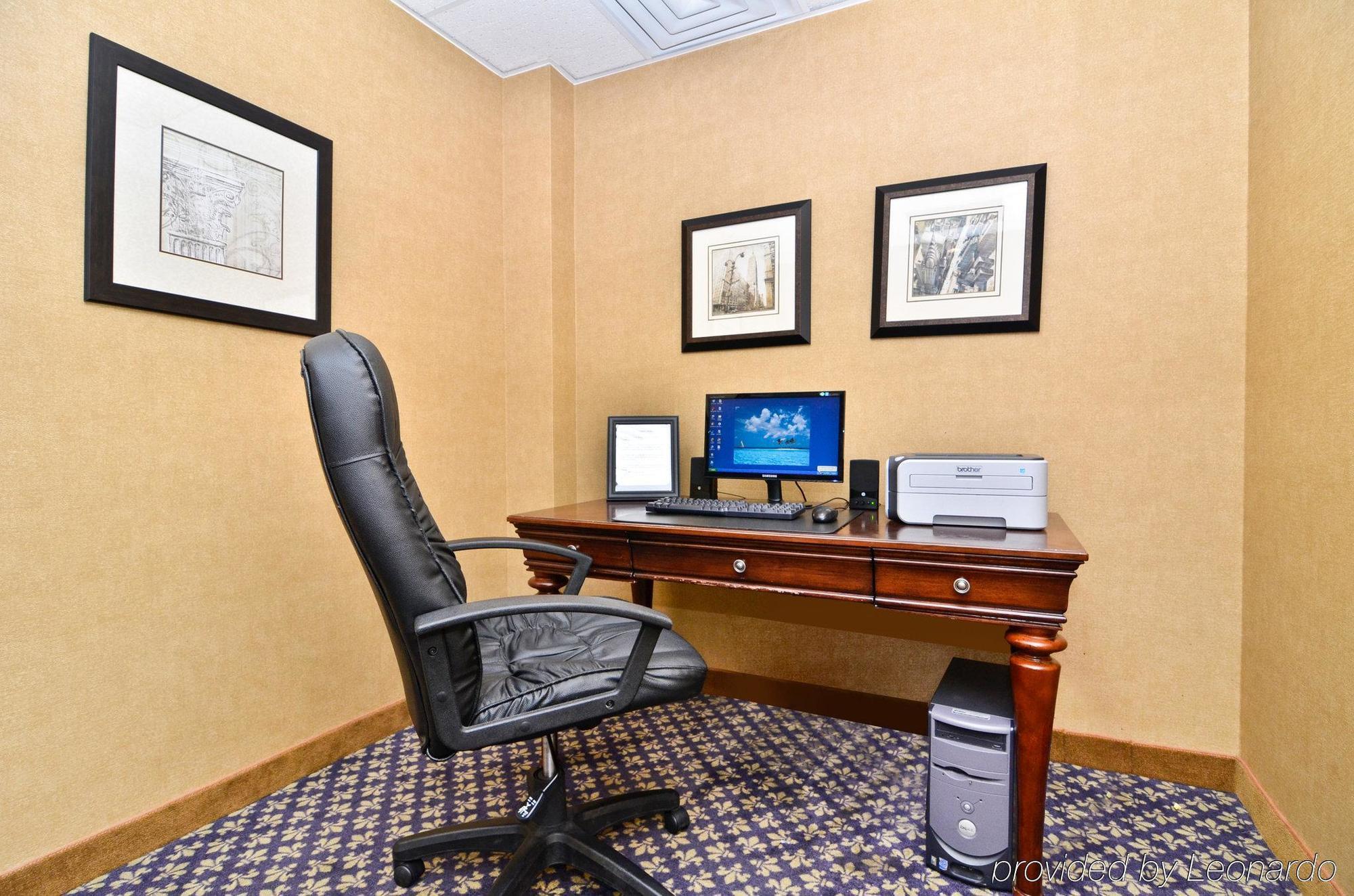 Best Western Leesburg Bagian luar foto